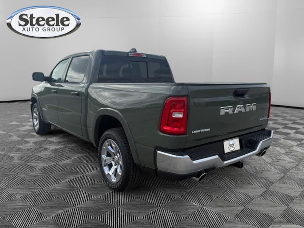 New 2026 Ram 1500 LONE STAR CREW CAB 4X4 5'7 BOX Pickup