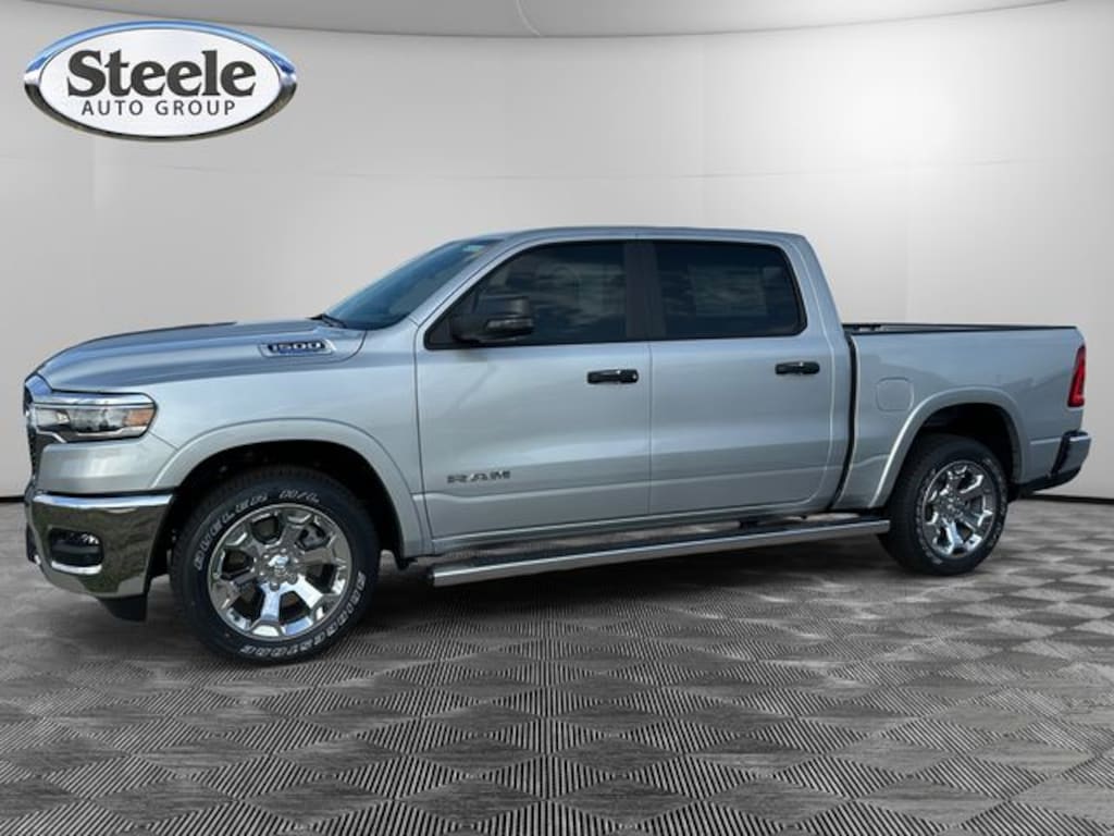 New 2026 Ram 1500 LONE STAR CREW CAB 4X2 5'7 BOX Pickup