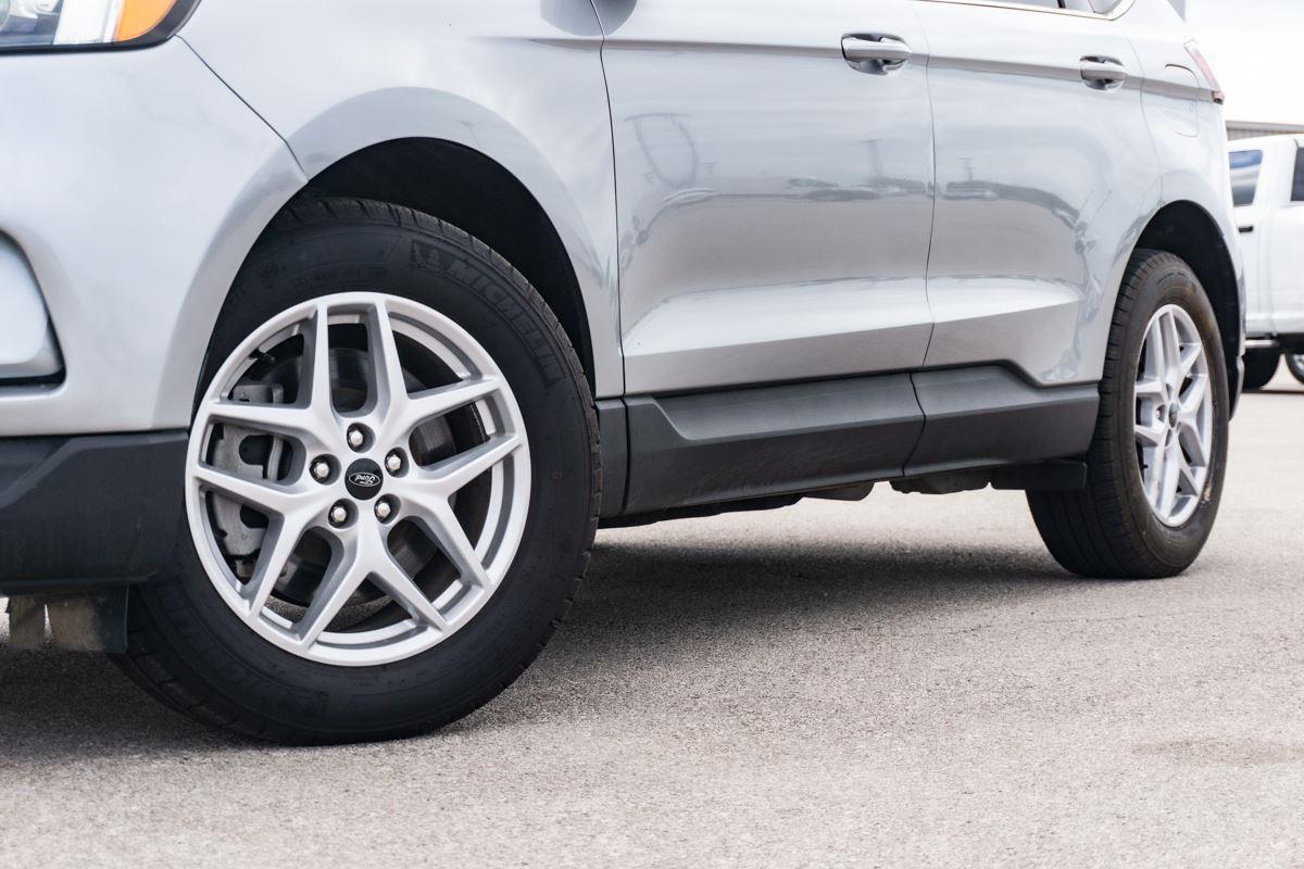 Used 2023 Ford Edge SEL with VIN 2FMPK4J95PBA31648 for sale in Lockhart, TX