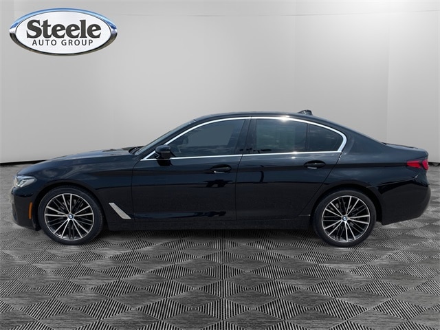 Used 2022 BMW 5 Series 530i with VIN WBA53BH05NCK01053 for sale in Lockhart, TX