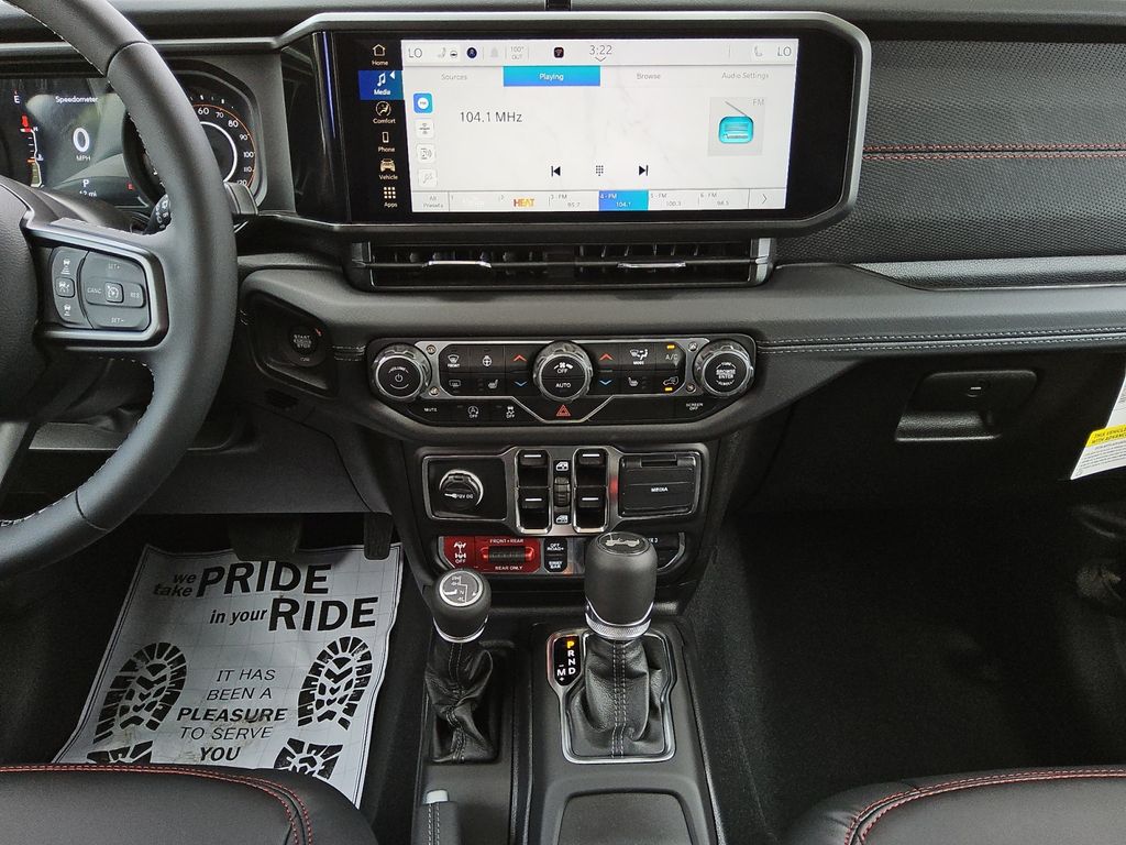 2025 Jeep Wrangler 4-Door Rubicon - Photo 12