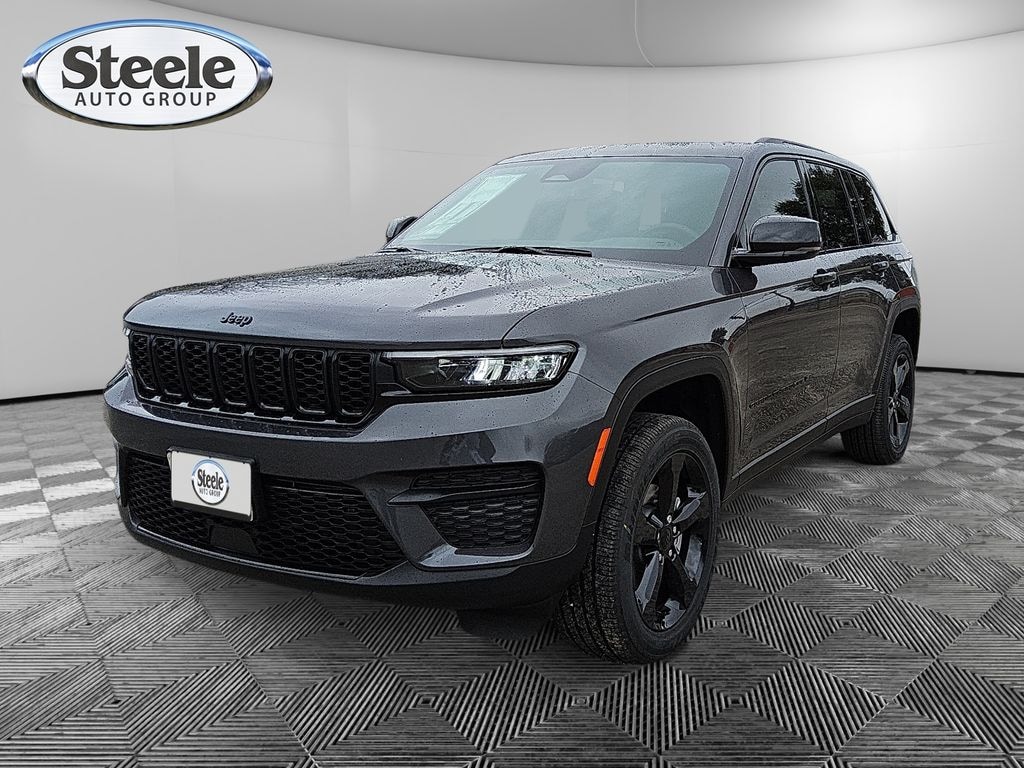 New 2025 Jeep Grand Cherokee ALTITUDE X 4X2 Sport Utility