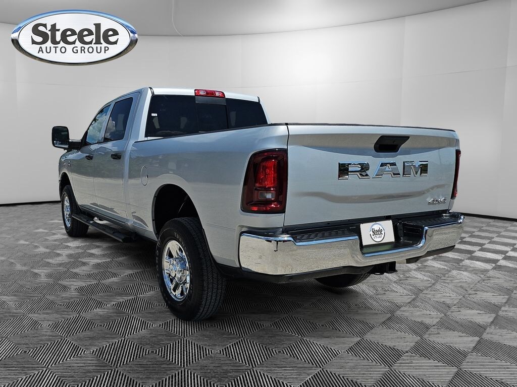 New 2026 Ram 2500 TRADESMAN CREW CAB 4X4 6'4 BOX Pickup