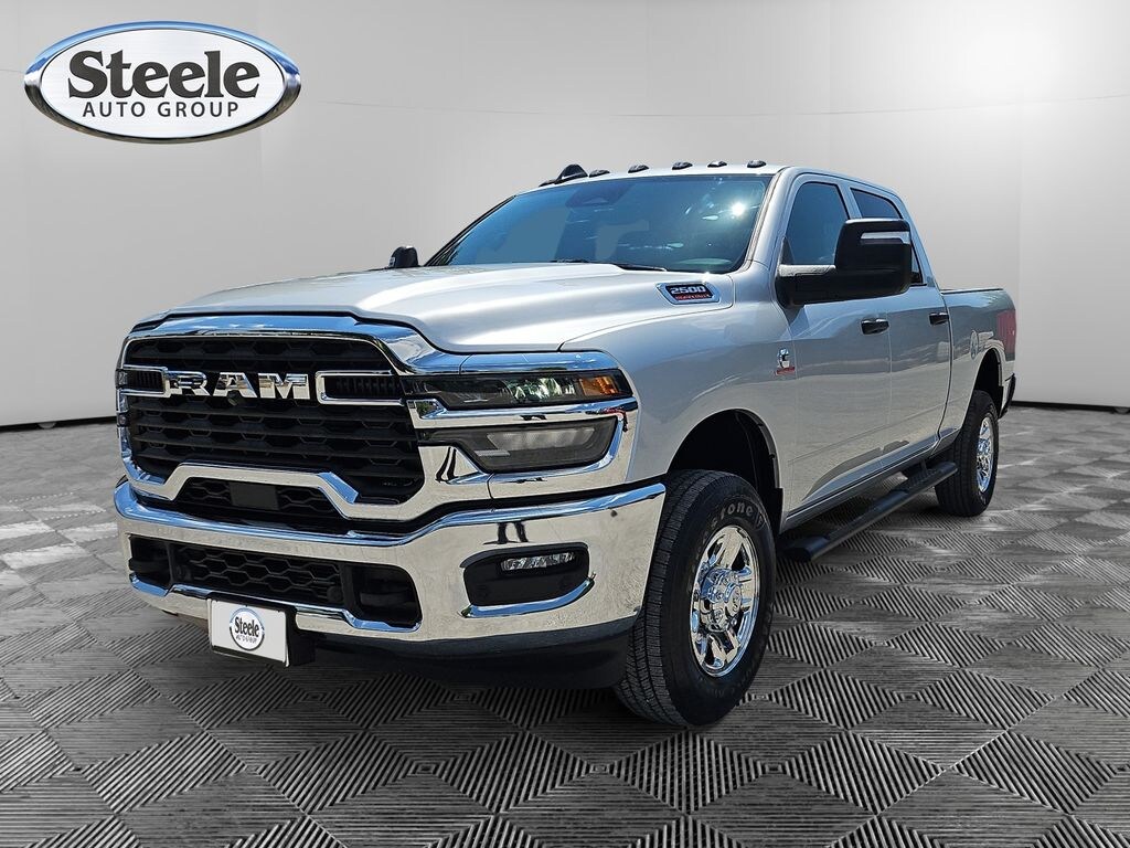 New 2026 Ram 2500 TRADESMAN CREW CAB 4X4 6'4 BOX Pickup