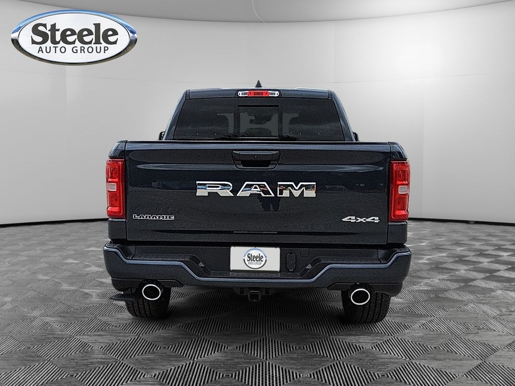 New 2026 Ram 1500 LARAMIE CREW CAB 4X4 5'7 BOX Pickup