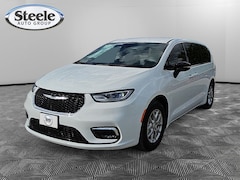 2026 Chrysler Pacifica SELECT Passenger Van