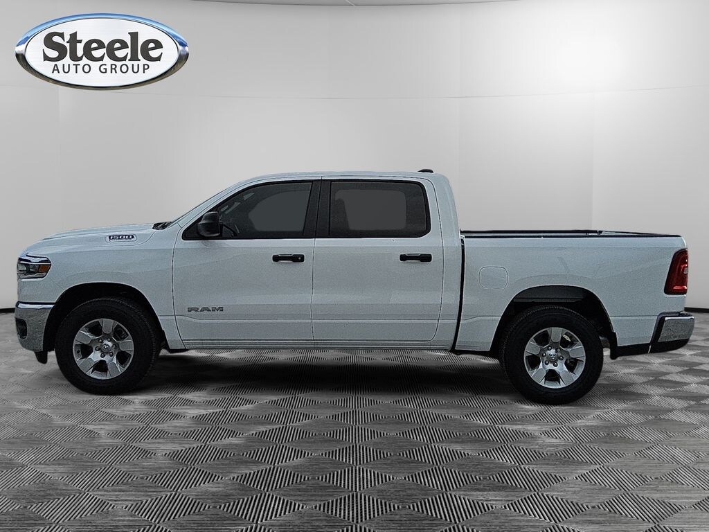 New 2026 Ram 1500 TRADESMAN CREW CAB 4X4 5'7 BOX Pickup
