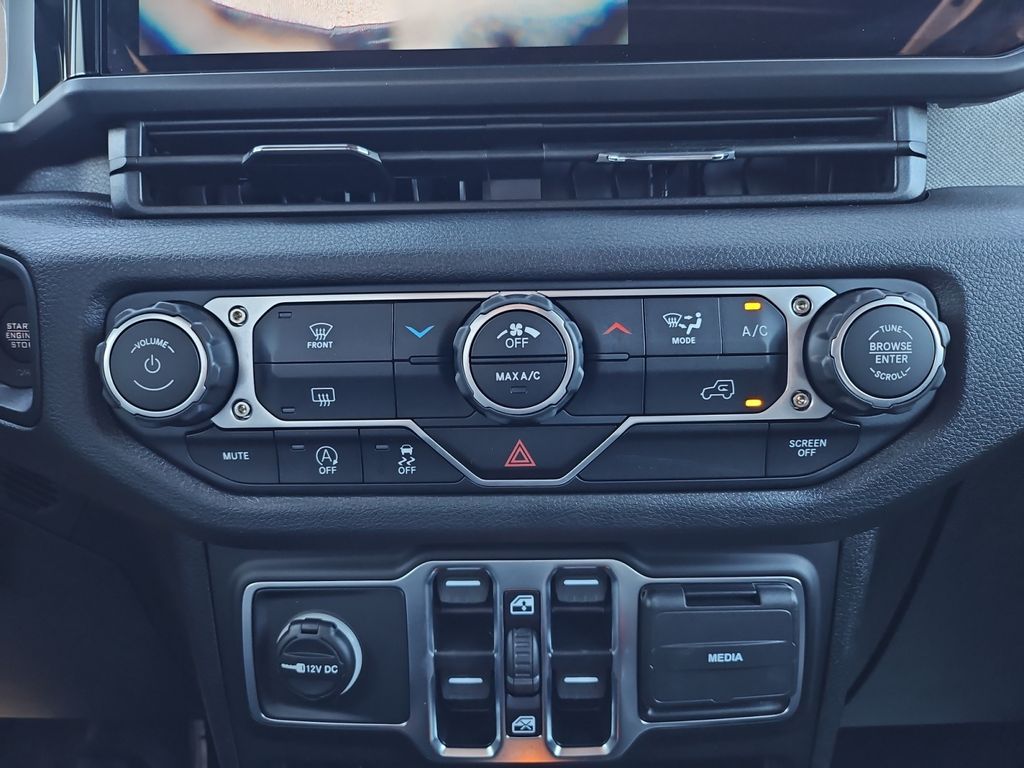 2025 Jeep Wrangler 4-Door Sport S - Photo 22