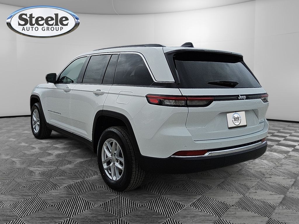 New 2026 Jeep Grand Cherokee LAREDO 4X2 Sport Utility