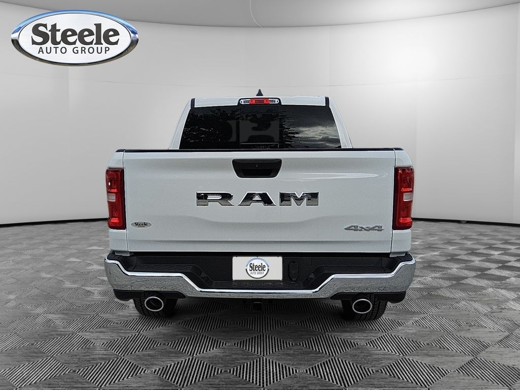 New 2026 Ram 1500 TRADESMAN CREW CAB 4X4 5'7 BOX Pickup