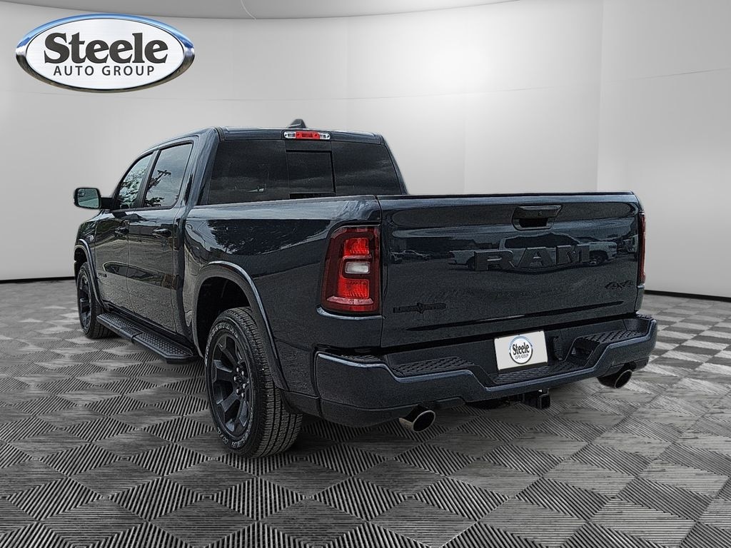 New 2026 Ram 1500 LONE STAR CREW CAB 4X4 5'7 BOX Pickup