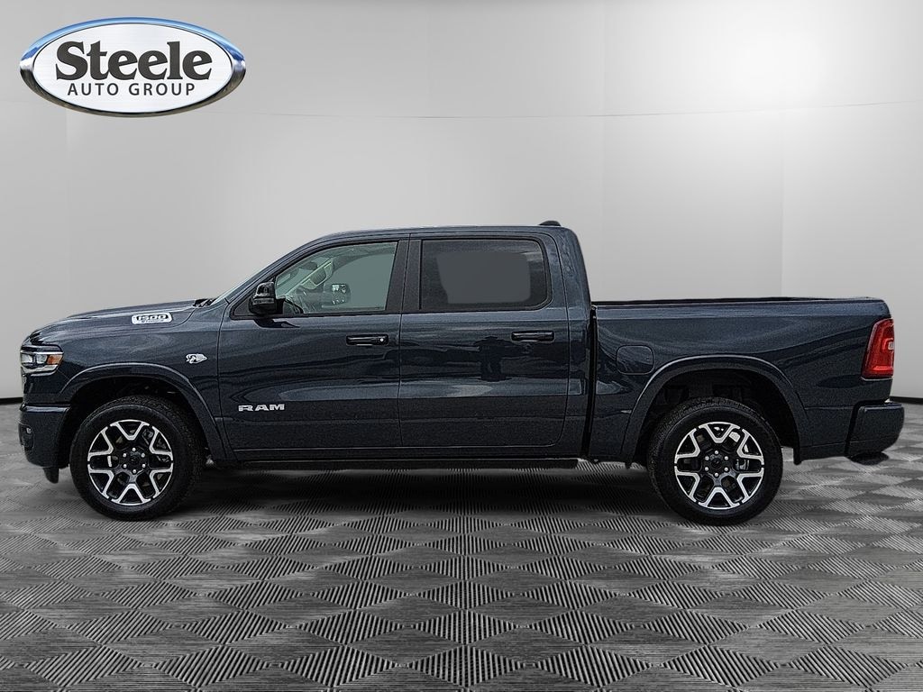 New 2026 Ram 1500 LARAMIE CREW CAB 4X4 5'7 BOX Pickup