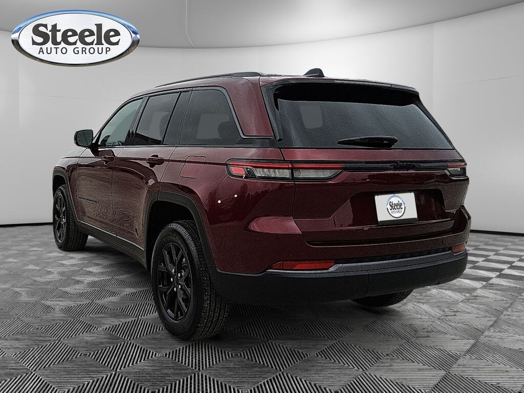 New 2026 Jeep Grand Cherokee LAREDO ALTITUDE 4X2 Sport Utility