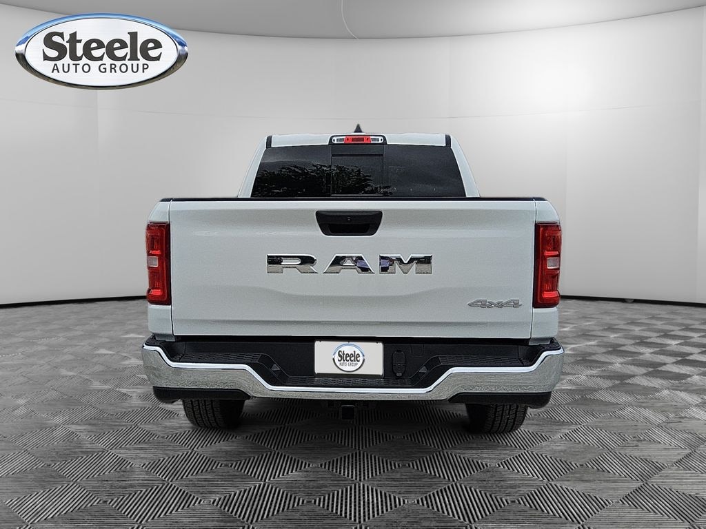 New 2026 Ram 1500 TRADESMAN CREW CAB 4X4 5'7 BOX Pickup
