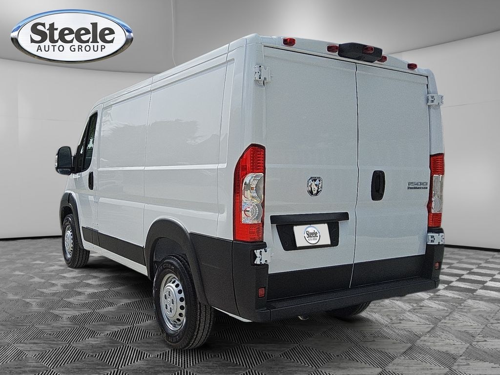 New 2026 Ram ProMaster PROMASTER 1500 TRADESMAN CARGO VAN LOW ROOF 118' W Cargo Van