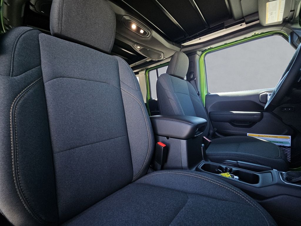 2025 Jeep Wrangler 4-Door Sport S - Photo 31