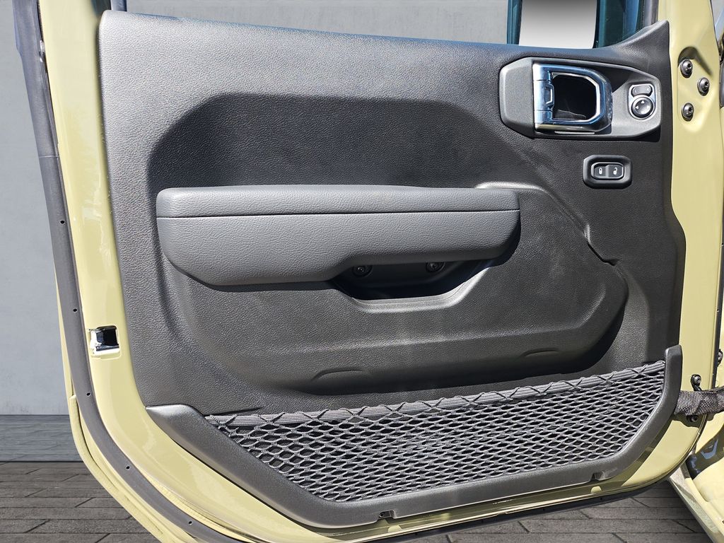 2025 Jeep Wrangler 4-Door Sport S - Photo 18