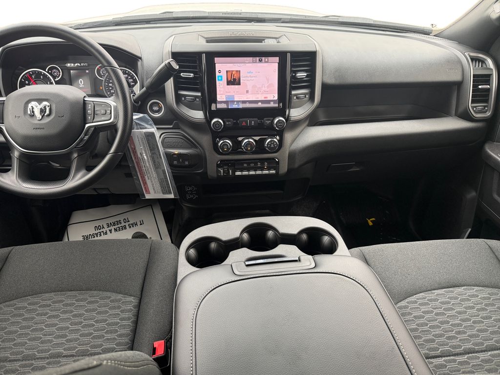 2026 RAM 3500 Chassis Tradesman - Photo 10
