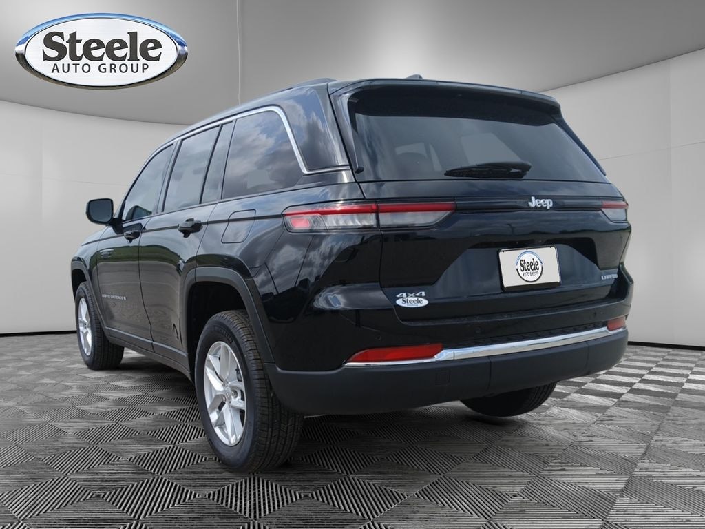 New 2024 Jeep Grand Cherokee LAREDO X 4X4 Sport Utility