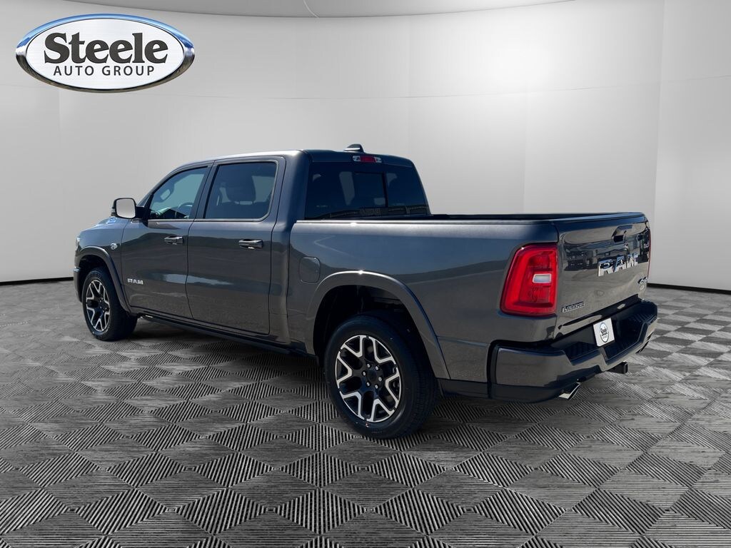 New 2026 Ram 1500 LARAMIE CREW CAB 4X4 5'7 BOX Pickup