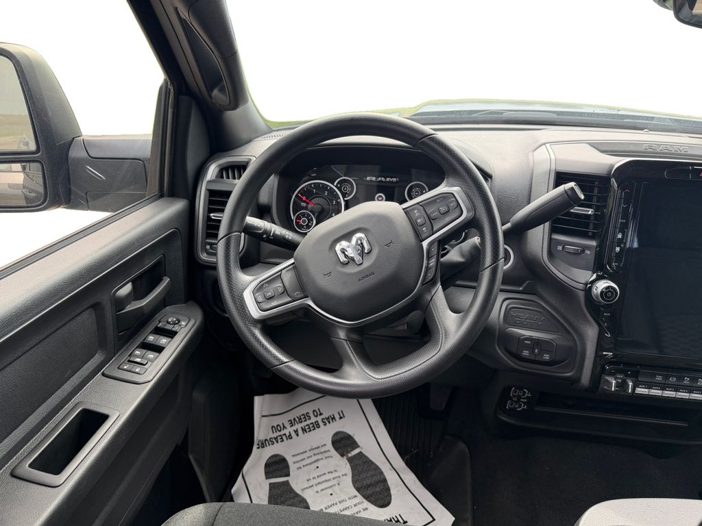 2025 RAM 2500 Tradesman - Photo 12