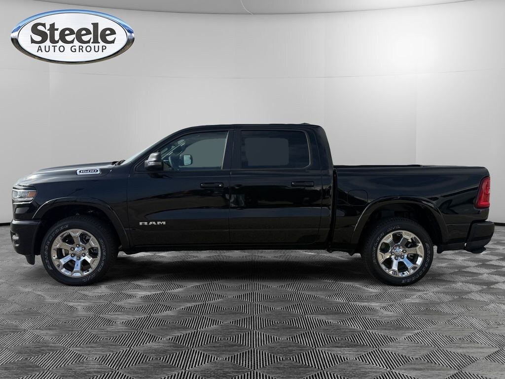 New 2026 Ram 1500 LONE STAR CREW CAB 4X4 5'7 BOX Pickup