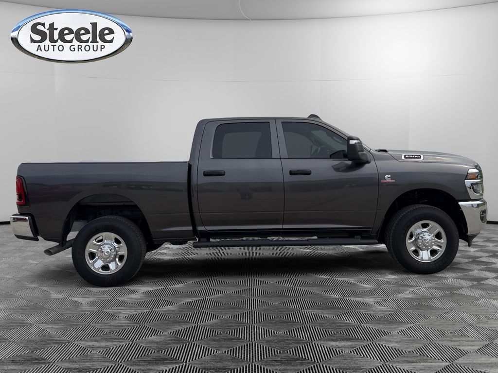 2025 RAM 2500 Tradesman - Photo 6