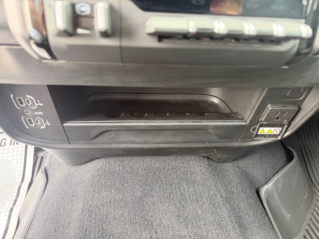 2025 RAM 2500 Tradesman - Photo 17