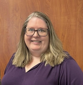 Staff member Pam Lenz from ID_709028