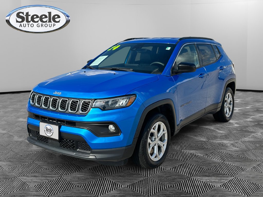Used 2024 Jeep Compass Latitude with VIN 3C4NJDBNXRT111853 for sale in Gonzales, TX