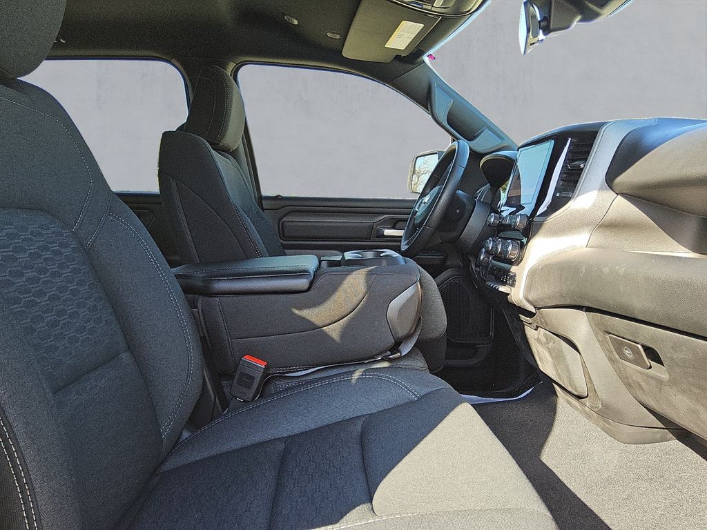 2026 RAM 1500 Tradesman - Photo 16