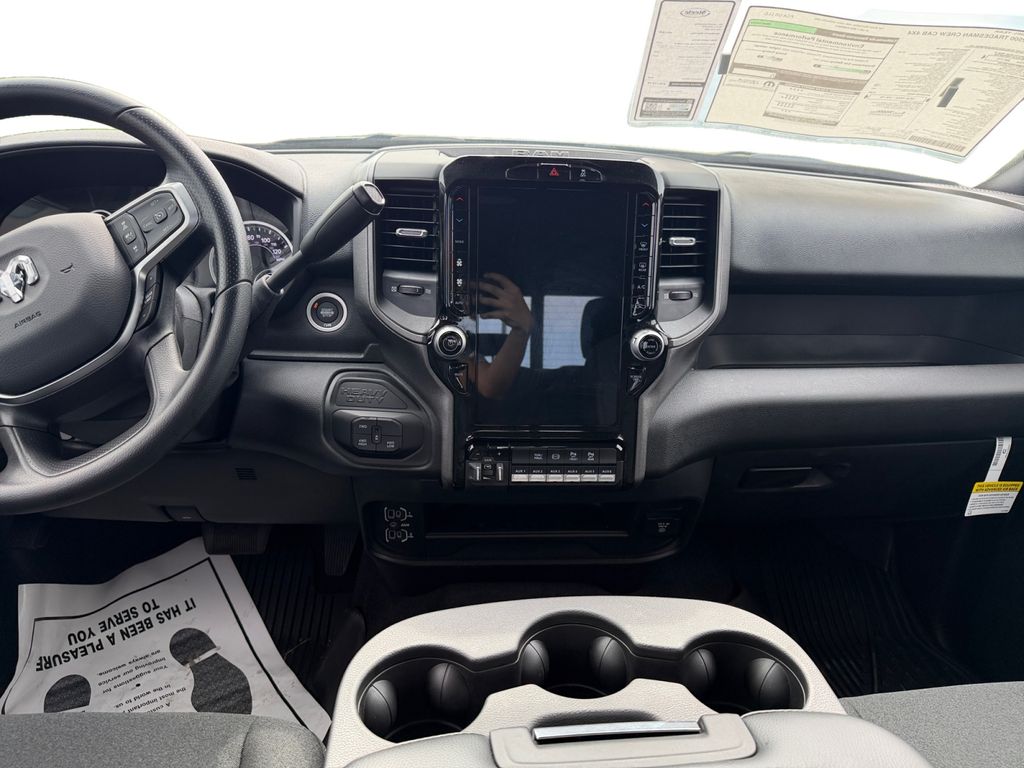2025 RAM 2500 Tradesman - Photo 11
