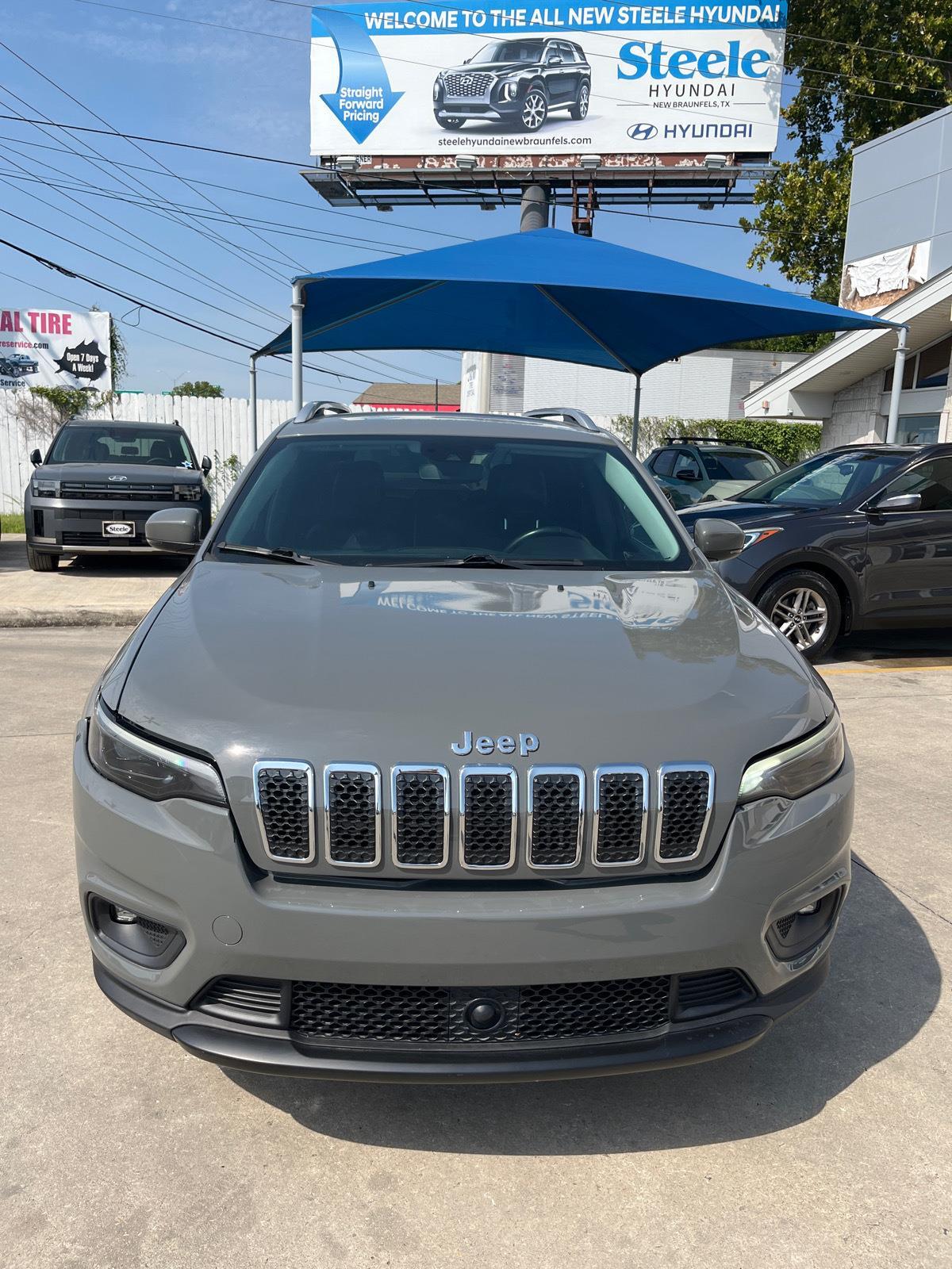 Used 2021 Jeep Cherokee Latitude Lux with VIN 1C4PJMMX0MD162476 for sale in New Braunfels, TX