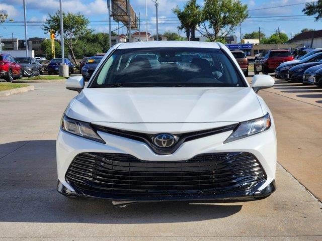 Used 2020 Toyota Camry LE with VIN 4T1C11AKXLU931131 for sale in Houston, TX