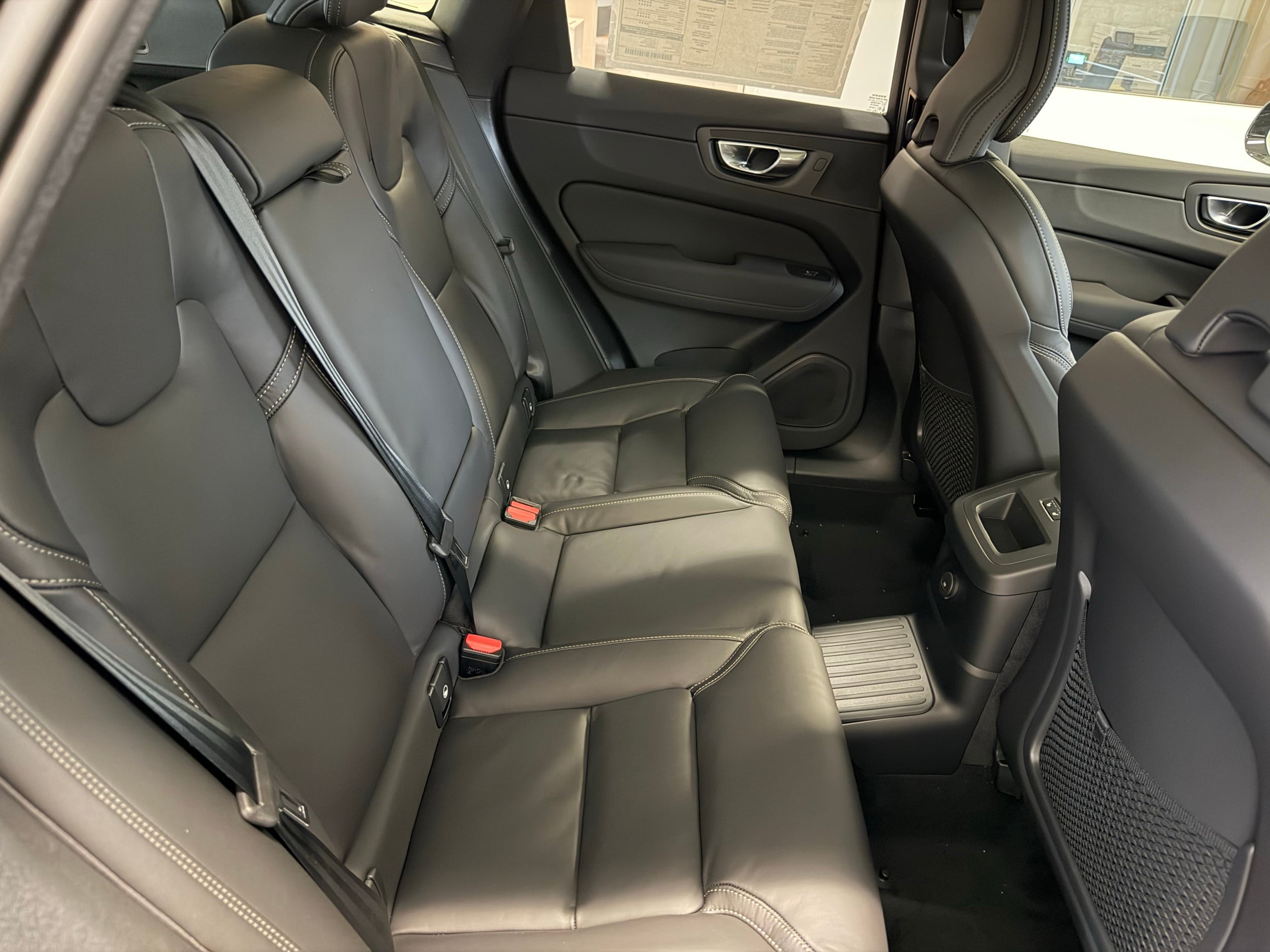 new 2026 Volvo XC60 plug-in hybrid car, priced at $75,235