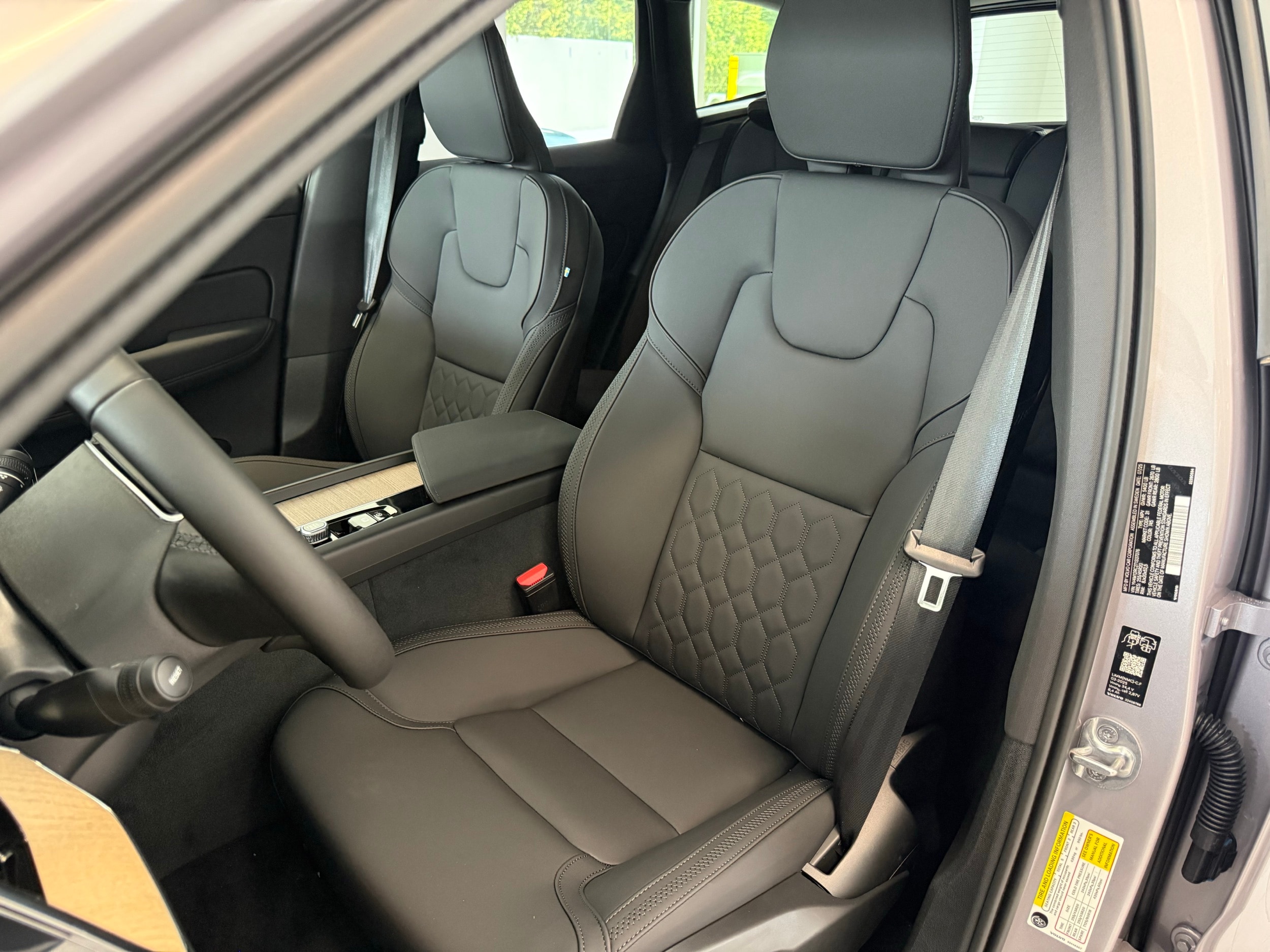 new 2026 Volvo XC60 car, priced at $57,985