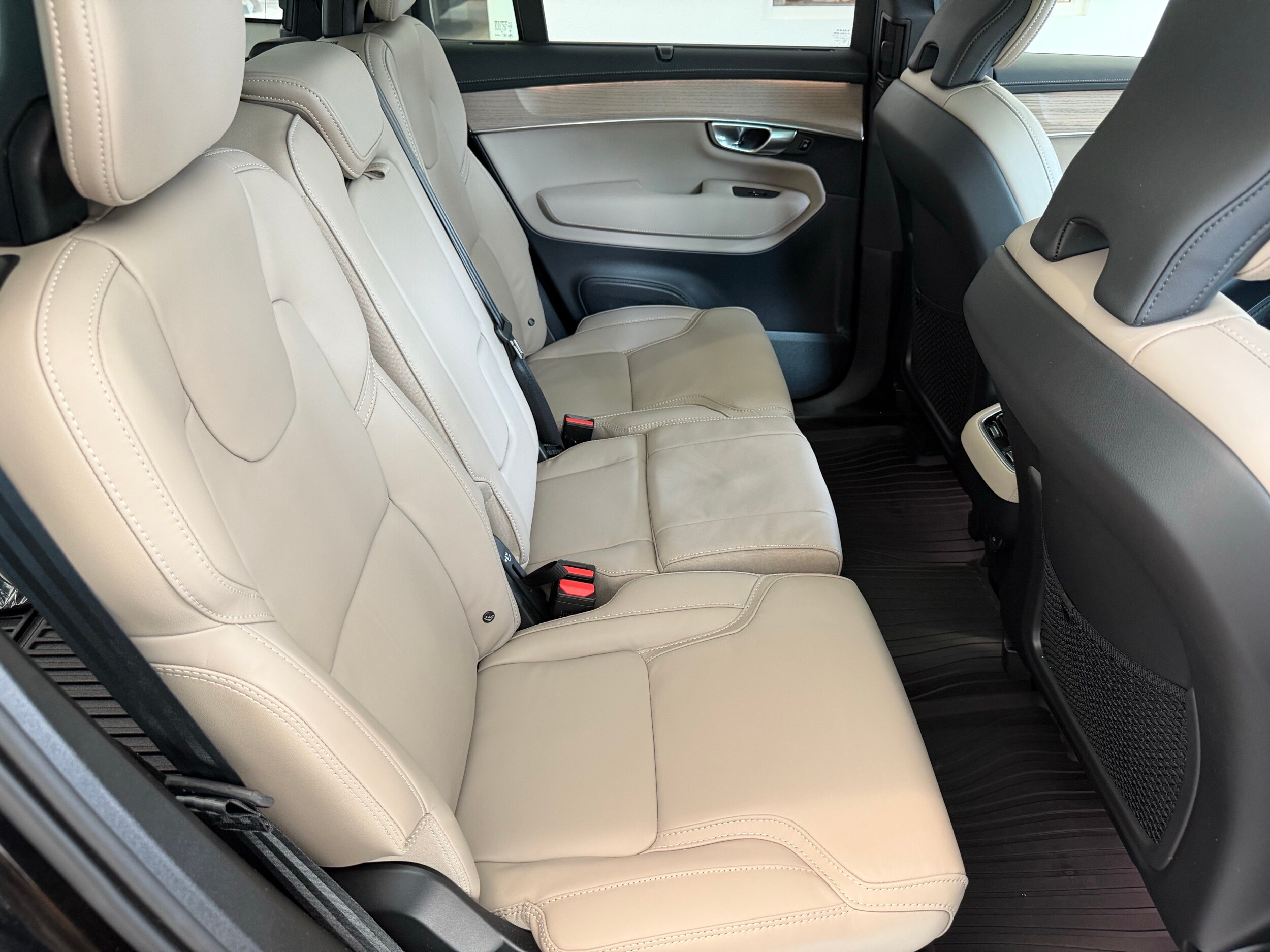 2026 Volvo XC90 Ultra - Photo 21