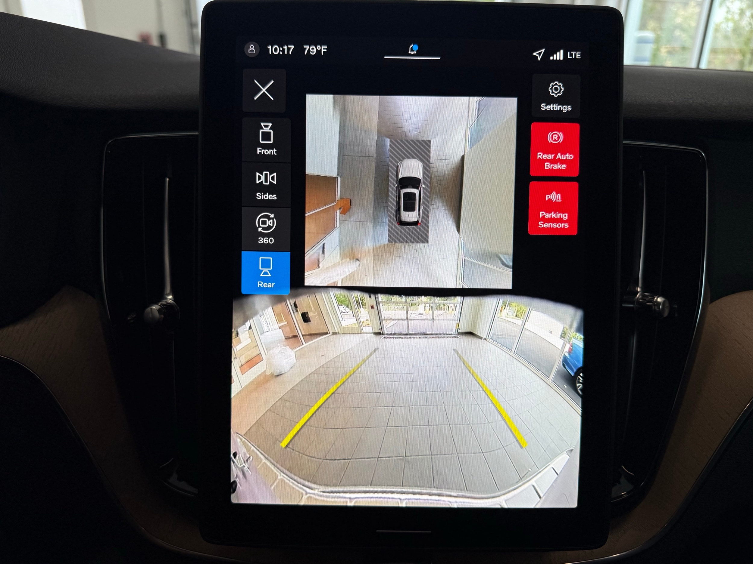 new 2026 Volvo XC60 car, priced at $57,985