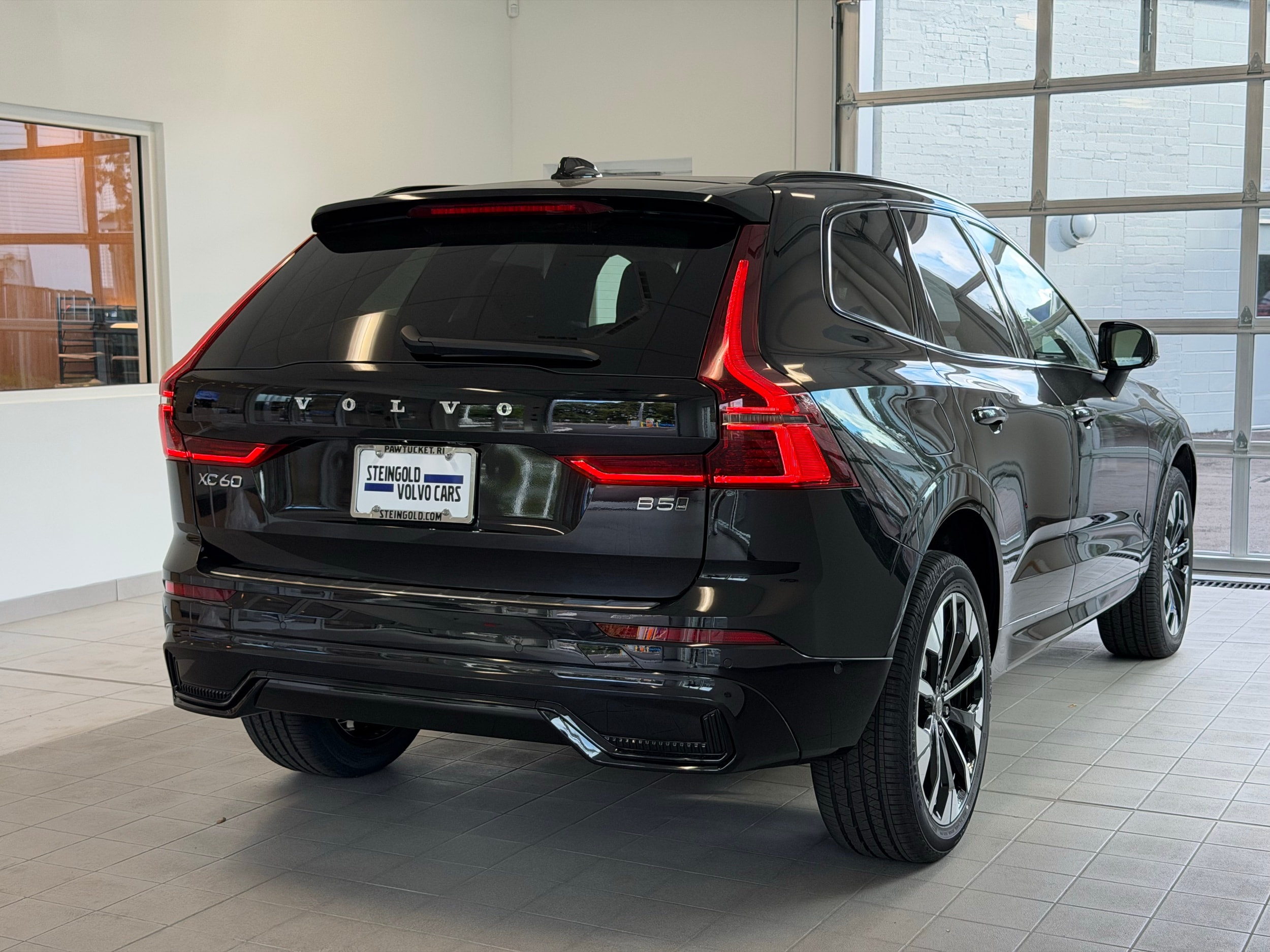 new 2026 Volvo XC60 car, priced at $57,985