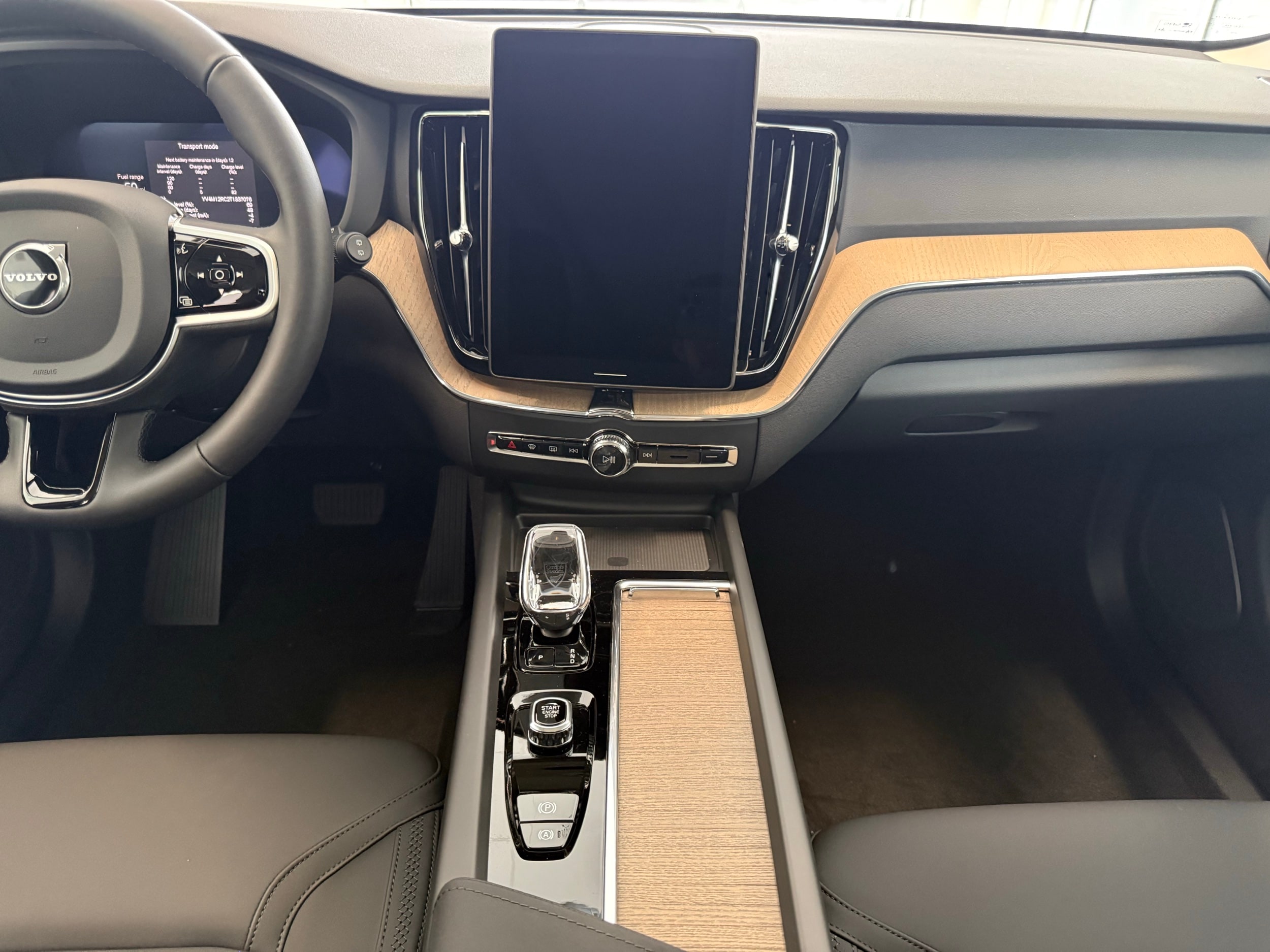 new 2026 Volvo XC60 car, priced at $57,985