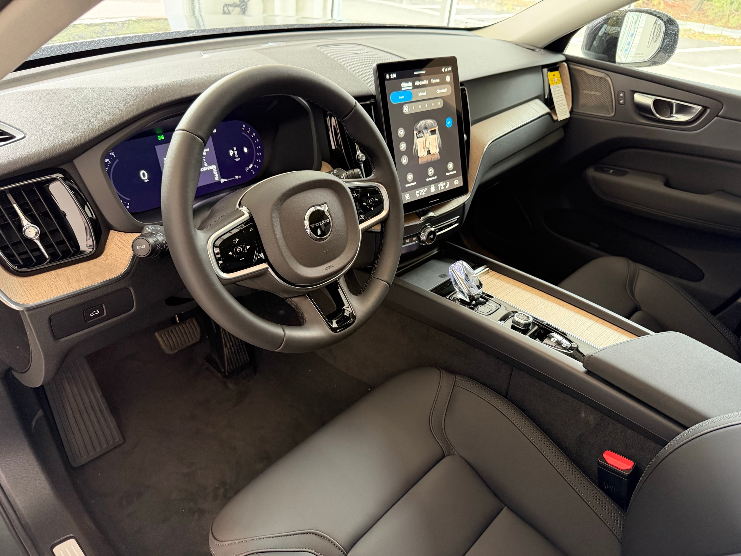 new 2026 Volvo XC60 car, priced at $58,490