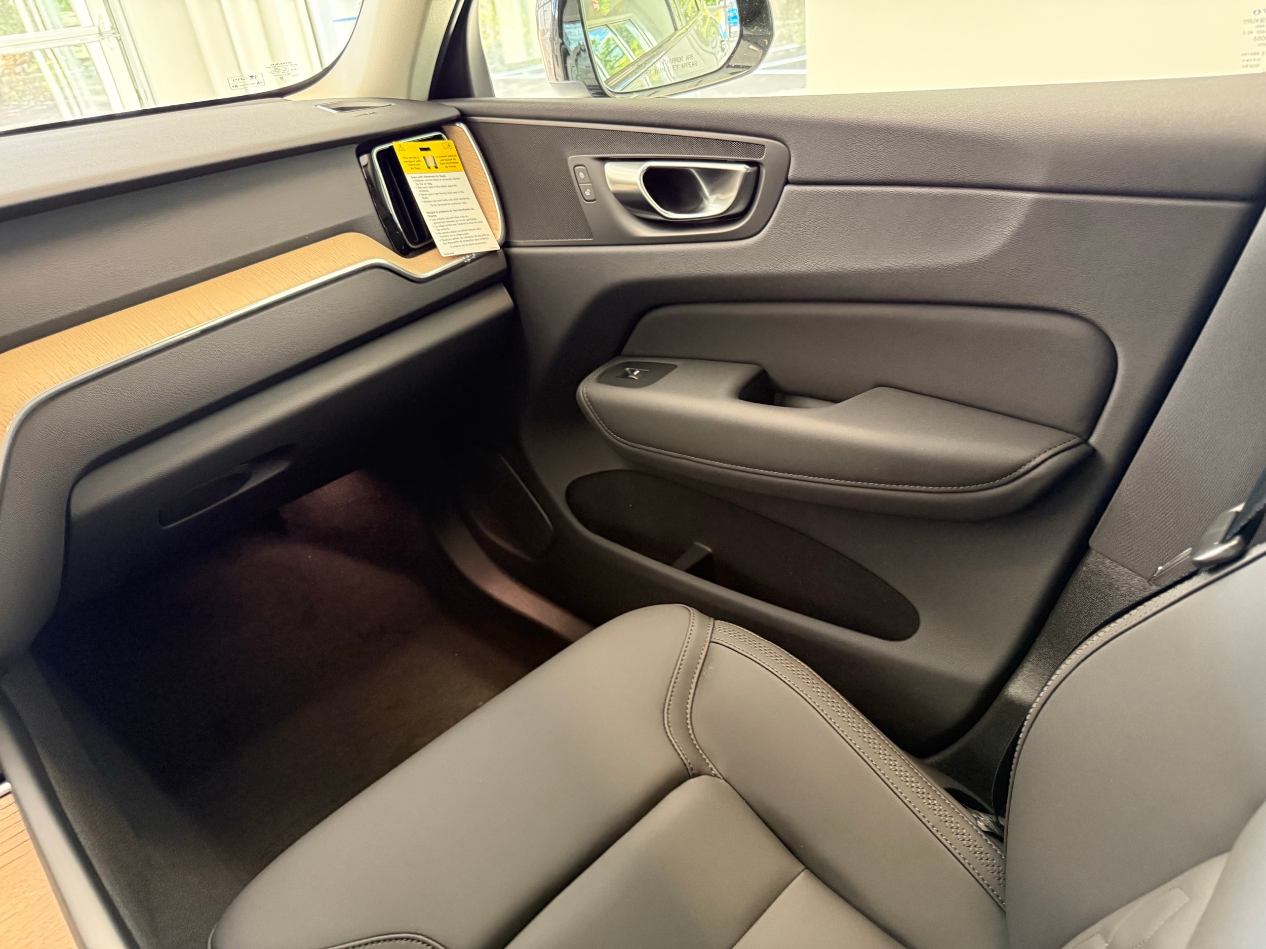 new 2026 Volvo XC60 car, priced at $57,985