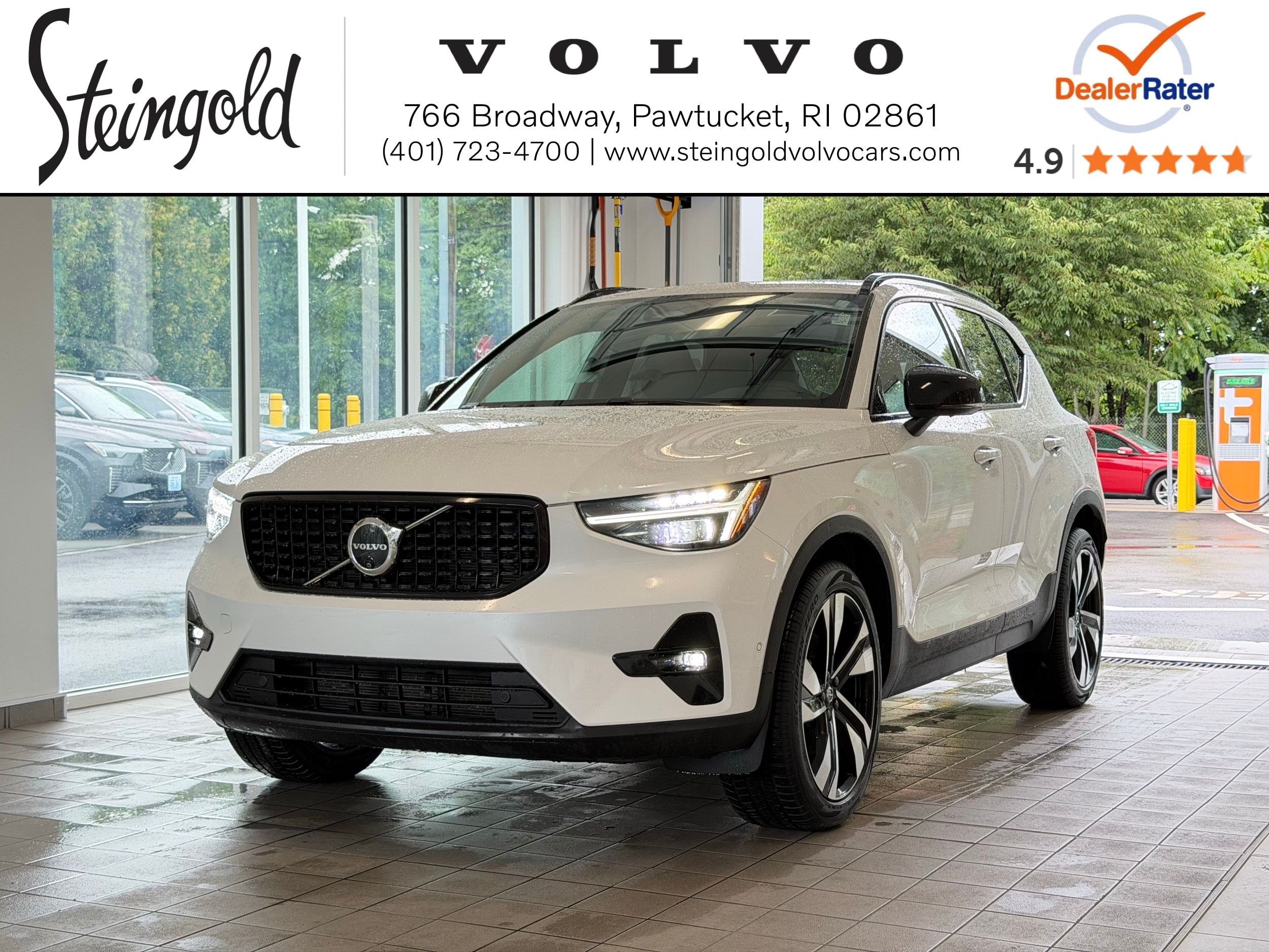2025 Volvo XC40