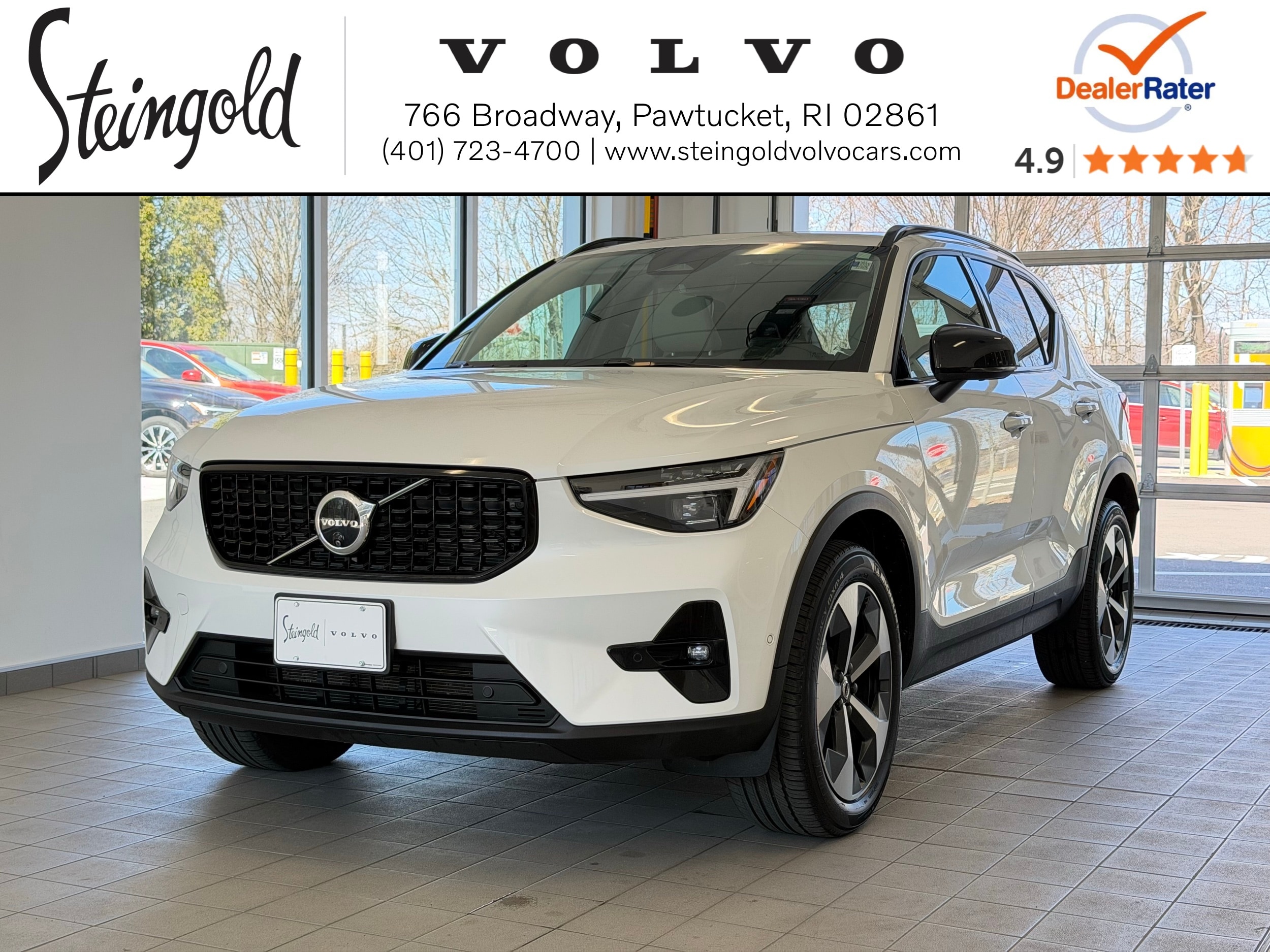 used 2025 Volvo XC40 car, priced at $38,500