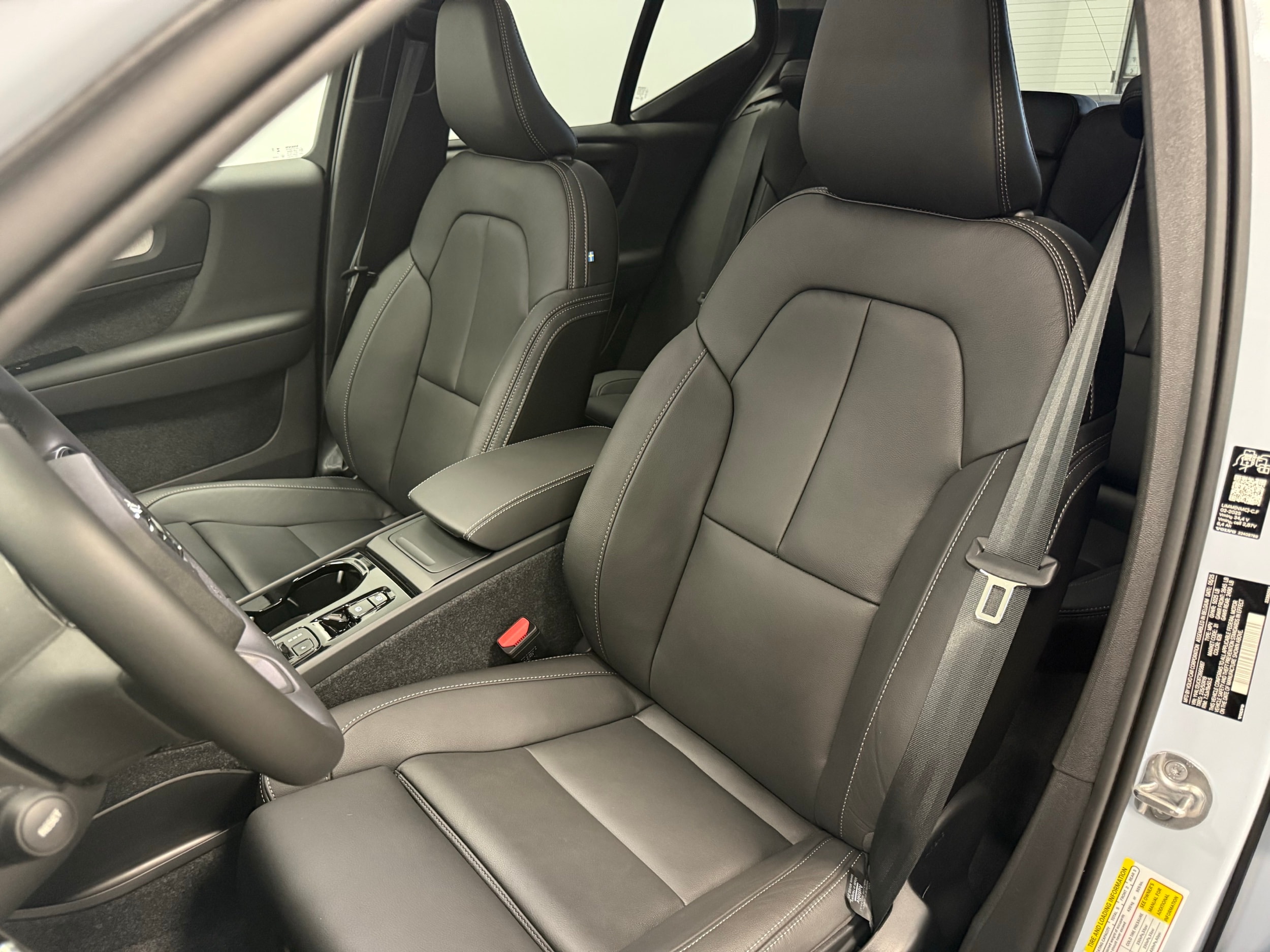 new 2026 Volvo XC40 car, priced at $50,150