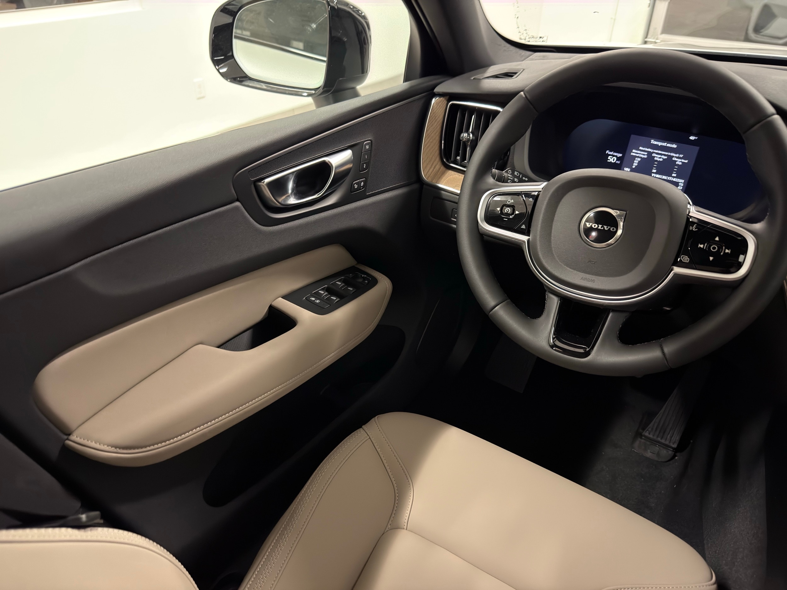 new 2026 Volvo XC60 car, priced at $57,985