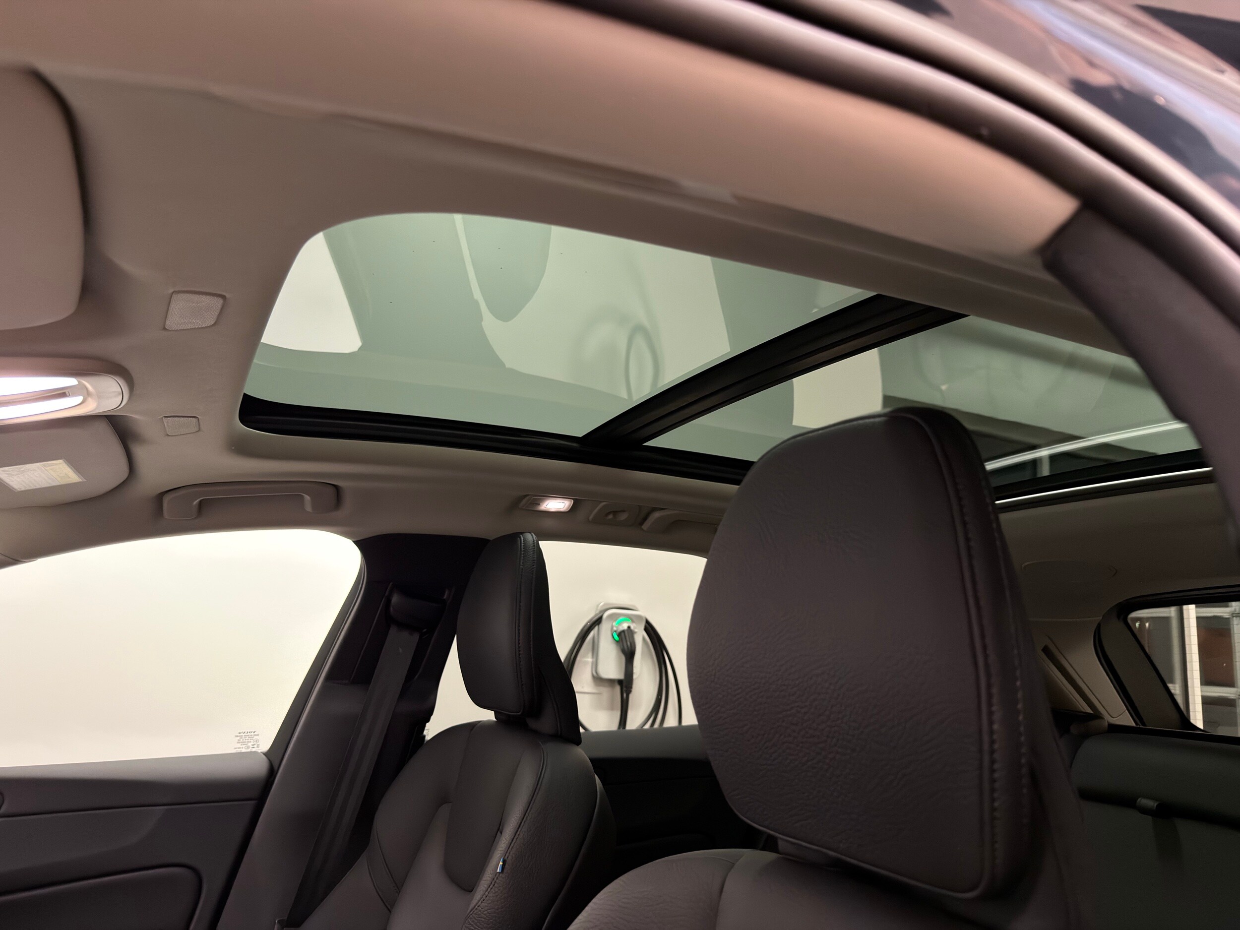 used 2023 Volvo XC60 car, priced at $39,500