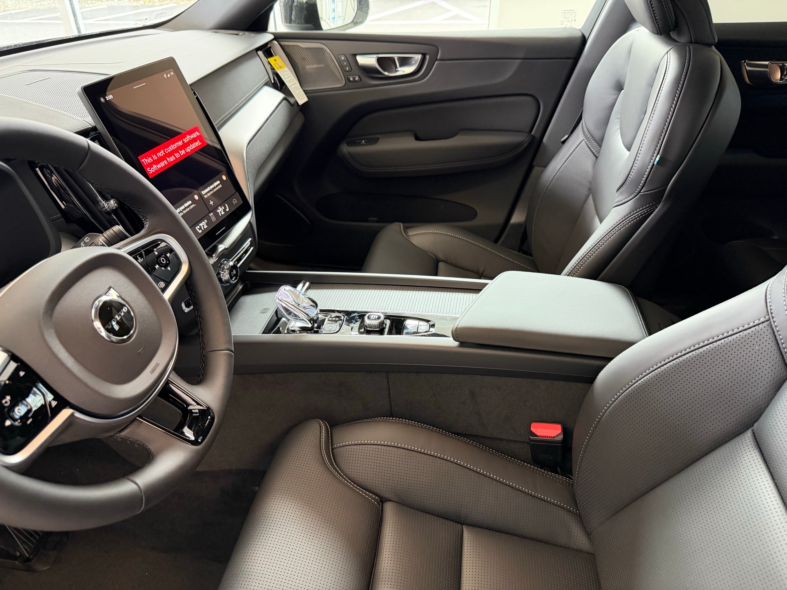 new 2026 Volvo XC60 plug-in hybrid car, priced at $77,240