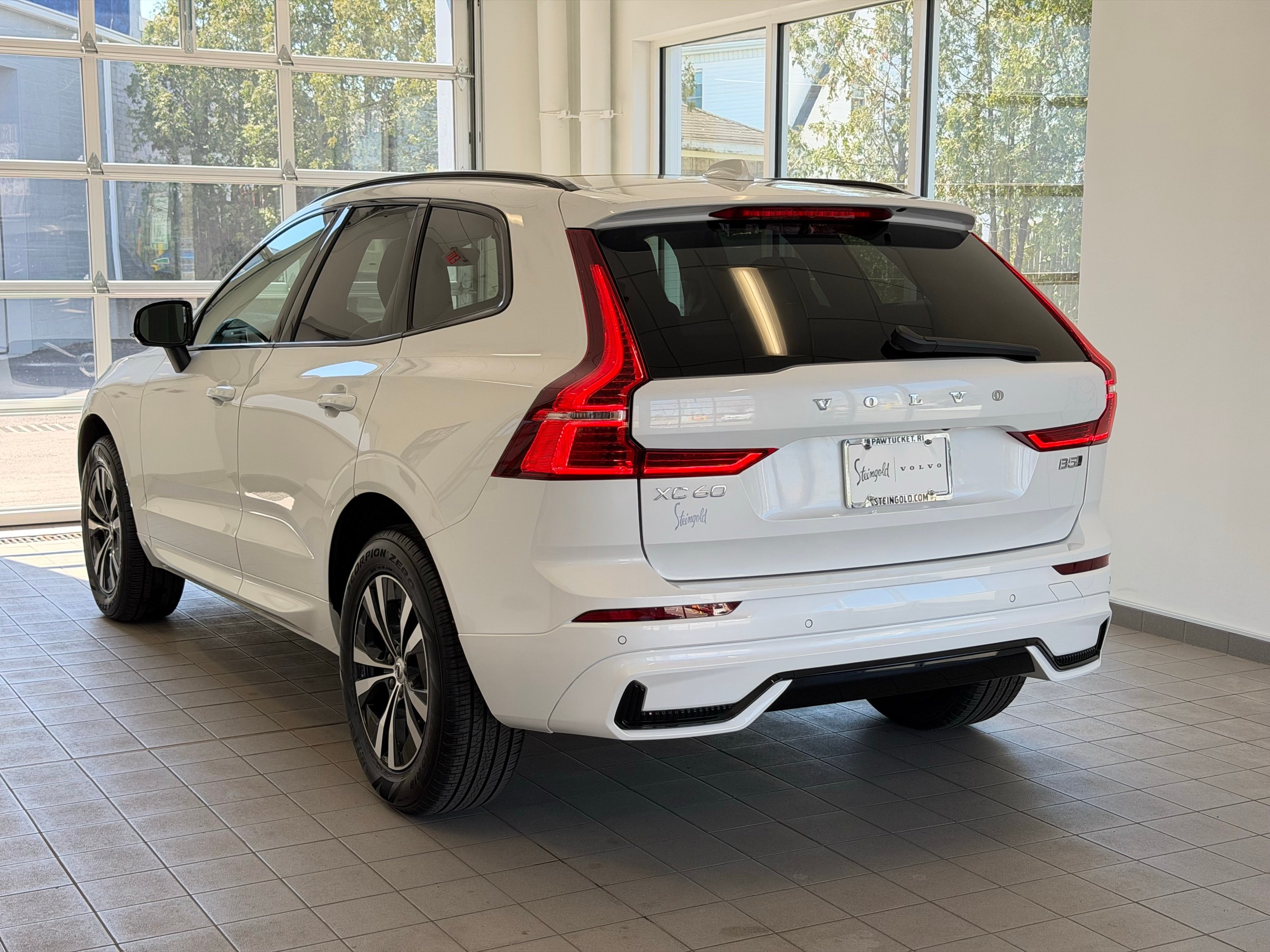 used 2025 Volvo XC60 car, priced at $43,500