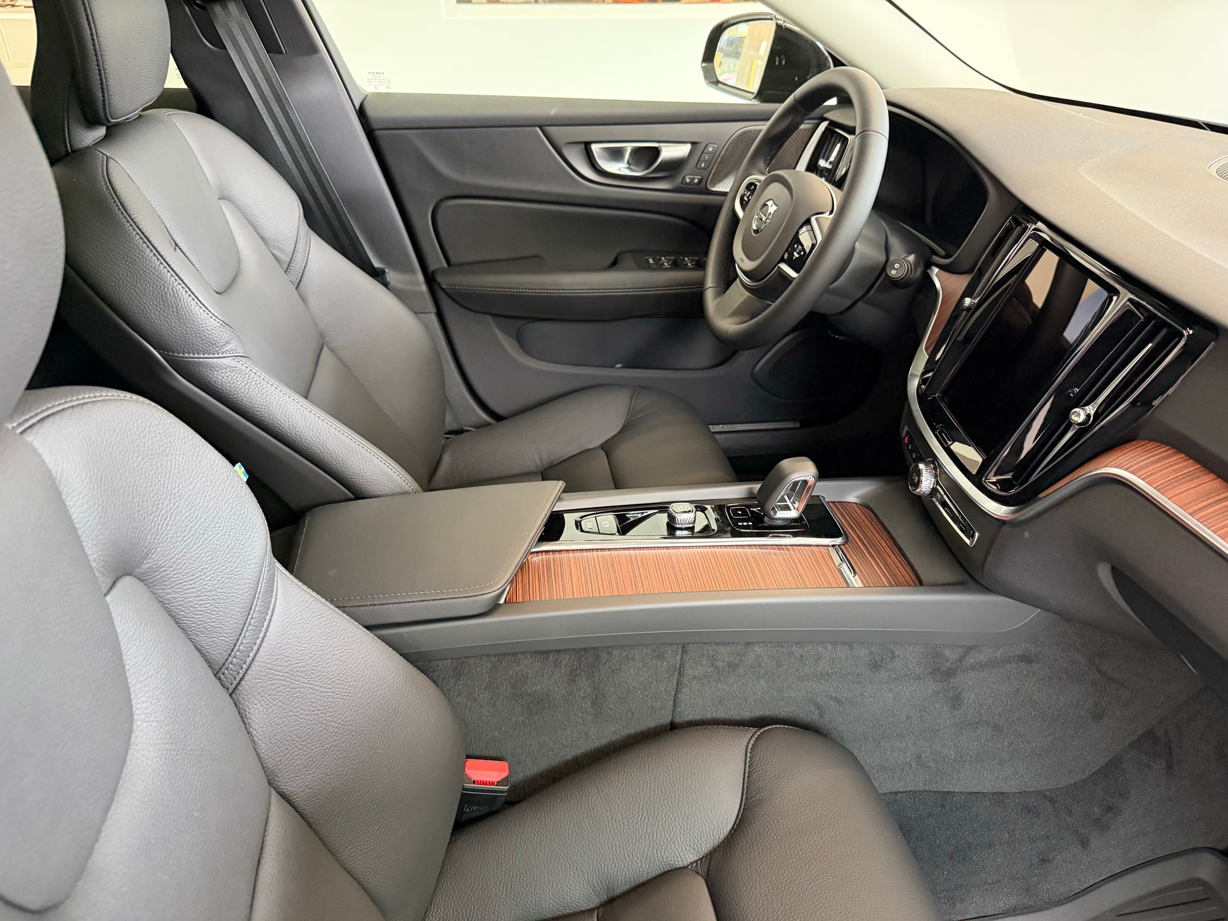 new 2026 Volvo V60 Cross Country car, priced at $57,450